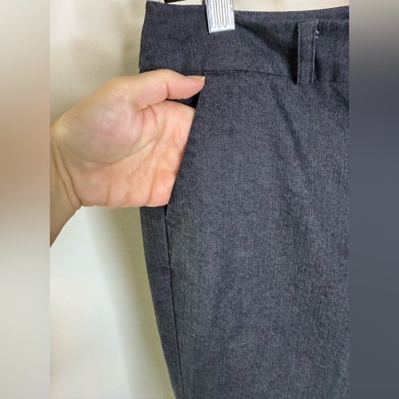 New York & Company Gray casual dress pants front/back pockets relaxed fit 10 EUC - Picture 4 of 9
